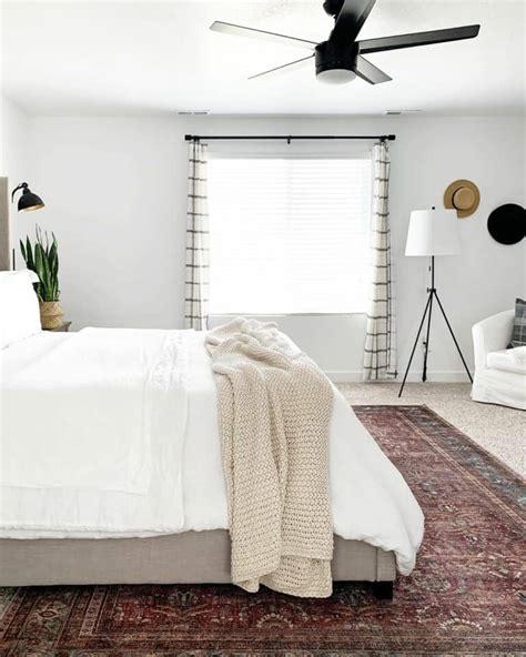 Using Plaid Curtains in Your Bedroom - Soul & Lane