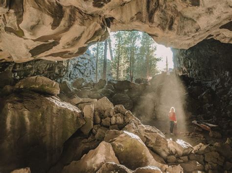 5 Best Caves To Explore Near Bend, Oregon 2023 - Mike & Laura Travel