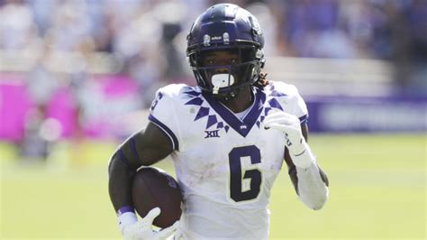 NCAA football: Ex-TCU RB Zach Evans commits to Ole Miss