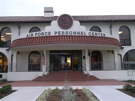 FRR project completing renovation of historic Air Force Personnel Center > U.S. Army Engineering ...