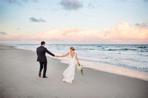 How to have your best beach wedding on the Carolina coast - NC wedding photographer - Cynthia ...