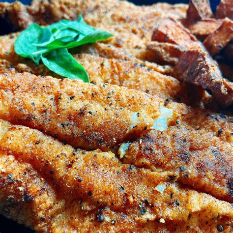 Louisiana Style Cajun Fried Fish with Spicy Tartar Sauce in 2021 | Cajun catfish recipe, Easy ...