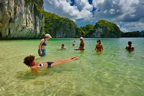 Top 10 Halong Bay activities you should not miss in 2018