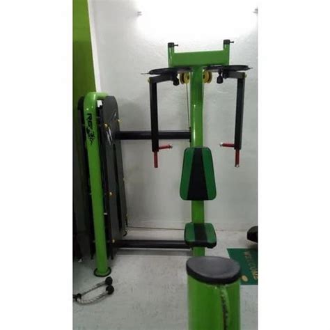 Hack Squat Machine at Rs 18500 | Half Hack Squat in Delhi | ID: 20342440033