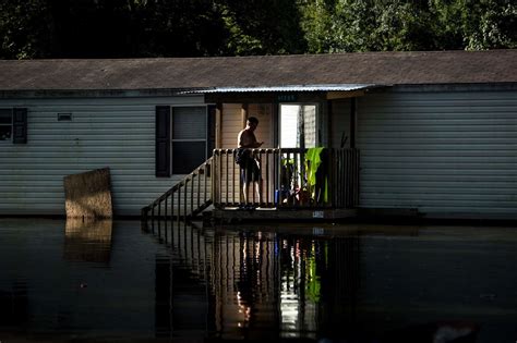 As Louisiana Floodwaters Recede, the Scope of Disaster Comes Into View ...