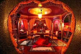 Moulin Rouge Bedroom Design | Top Home Design Manifuest