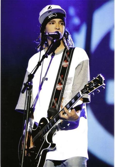 Tom Kaulitz .. ♥ - Guitar Photo (17809546) - Fanpop