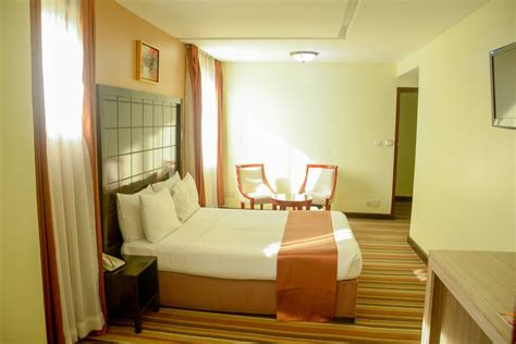 World Class Hotel - Hotels in CBD, THE CLARION HOTEL