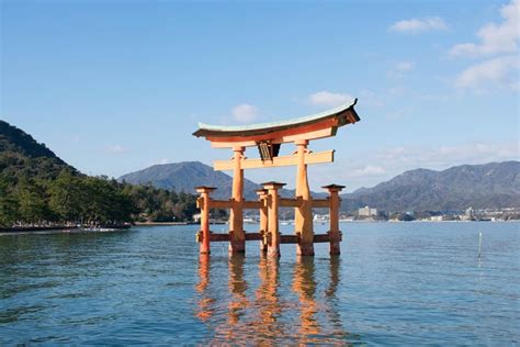 Famous Japanese Landmarks That You Cannot Miss When in Japan