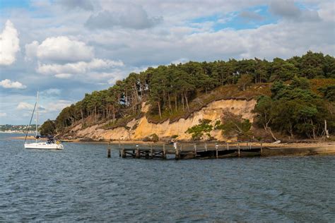 Poole Harbour: National Trust ‘seriously concerned’ after oil spill ...