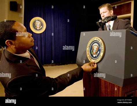 Presidential Seal Podium High Resolution Stock Photography and Images - Alamy