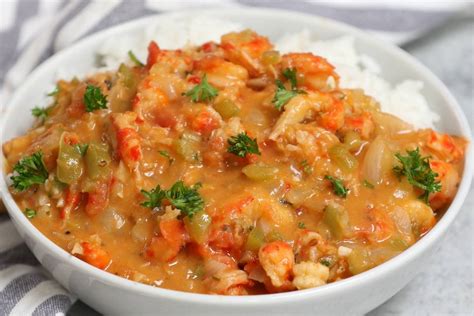 Best Cajun Crawfish Etouffee (Louisiana Style) - IzzyCooking