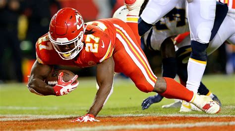 Chiefs vs. Chargers: Kareem Hunt Highlights