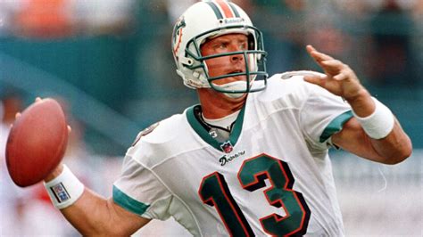 QUIZ: Name every prominent quarterback in the history of the Miami Dolphins | Yardbarker