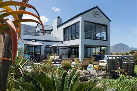 Betty's Bay accommodation for the perfect stay - Capetonians