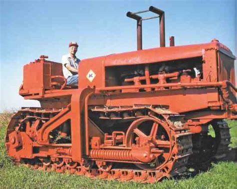 Allis-Chalmers Crawlers - Farm Collector