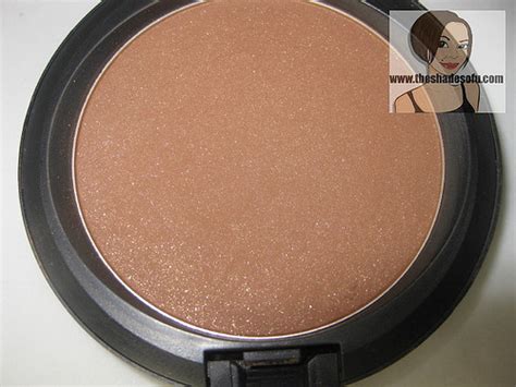 MAC Temperature Rising: Nude On Board and Soft Sand Bronzer, Hot Nights ...