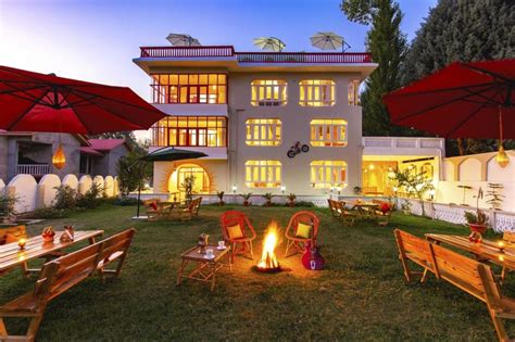 Top 25 Hotels in Srinagar Which Will Make You Extend Your Holidays in the Kashmir Valley - Tripoto