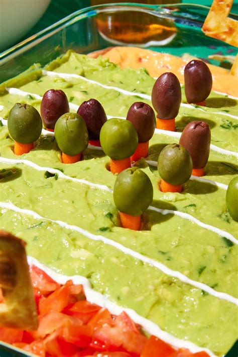 82 Easy Super Bowl Snacks