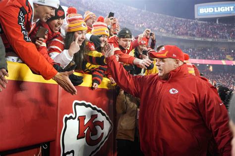 Kansas City Chiefs Fans Donate Over $300K To Buffalo Children's ...