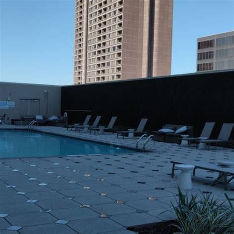 Hyatt Regency Houston Galleria Pool - Hotel Pool in Houston