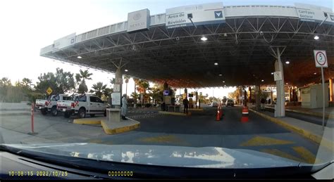 Mexicali Border Crossing by Car – Glen Canning