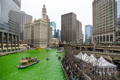 Chicago River Dyeing