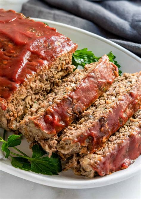 Meatloaf with Oatmeal (Gluten Free!) - Pinch and Swirl