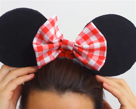 How to Make Minnie Mouse Ears (with Pictures) - wikiHow