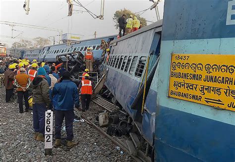 India train accident: At least 36 killed as Hirakhand express derails