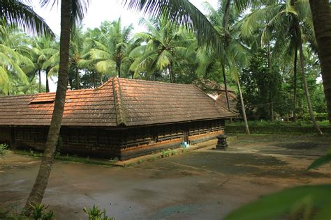 Family Temple | Traditional House Pattambi Kerala | shashi kallada | Flickr
