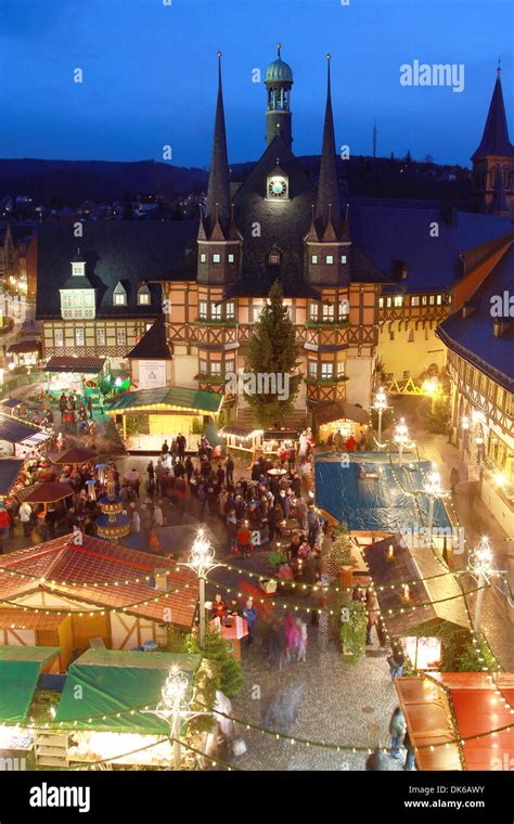 Wernigerode, Germany. 29th Nov, 2013. View of the Christmas market in ...