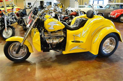 2002 Boss Hoss Trike BHC V-8 Power 18k Miles Clean Title Ready to Ride Now