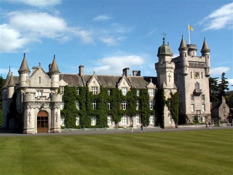 Balmoral Castle - Waiter E-Journal Bildergalerie