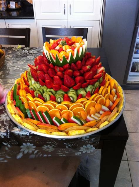 Love this Fruit display ! | fruit and veggie trays | Pinterest