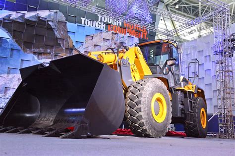 LiuGong launches vertical lift loader at its 2016 Global Dealer Conference | | B2B Purchase ...