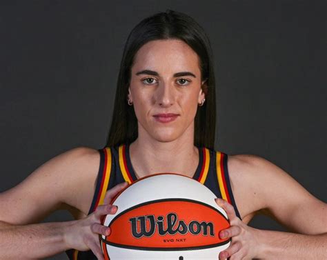 No player in WNBA history has averaged 16 Points, 7 Assists, 5 Rebounds ...