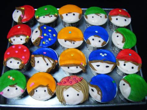 ~~~Ecupcakes~~~: Cute Face CupCakes