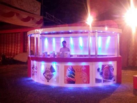 Wooden Icecream Parlour Counter at Rs 55000/piece in Bhiwani | ID: 2850654032991