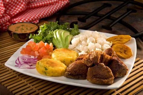 Ecuadorian Food, 25 Must Try Traditional Dishes of Ecuador