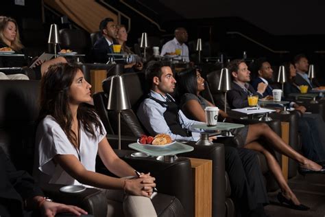 Luxury Dine in Movie Theater Hillsdale | Cinépolis San Mateo ...