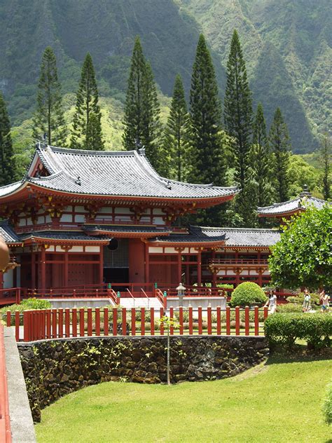 Valley of the Temple, Hawaii | House styles, Great places, Places