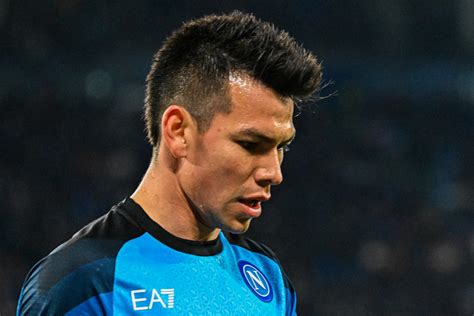 Chelsea target Hirving Lozano poised to leave Napoli next summer