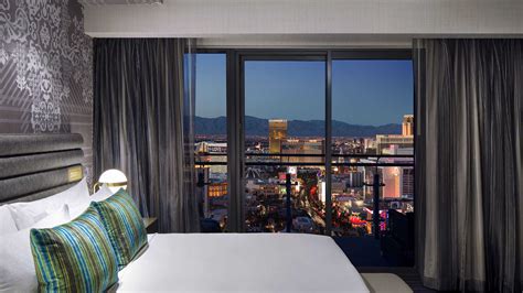 Las Vegas Luxury Hotel Rooms and Suites | The Cosmopolitan