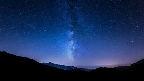 Milky Way in Tuscany - night sky panorama with stars and Milky way ...