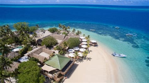 Castaway Island, Fiji | GOGO Worldwide Vacations