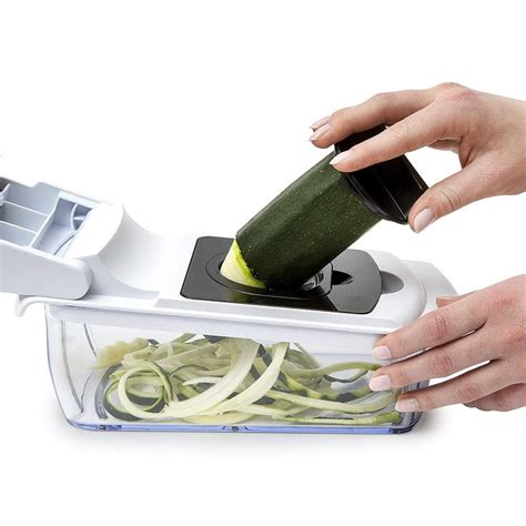 Fullstar Vegetable Chopper Spiralizer Vegetable Slicer – The Cooking ...