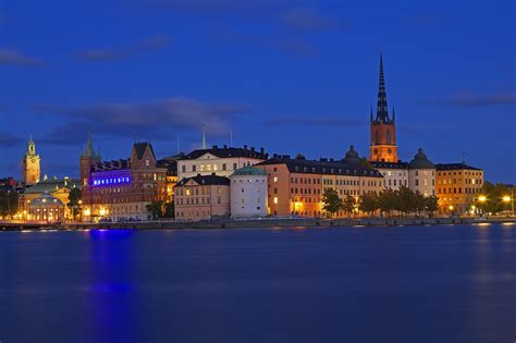 city Gamla Stan night wallpapers from photomonstr - images from Fonwall