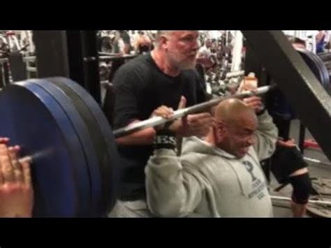 Kevin Levrone Hits Pr Shoulder Press!! - YouTube