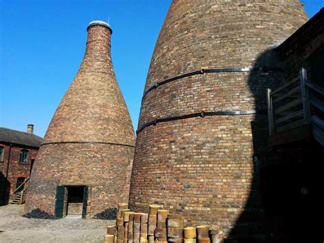 The Gladstone Pottery Museum Story: Gladstone's Ruby Anniversary of the Official Opening